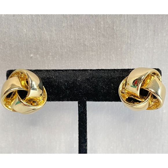 Stud Earrings Gold Tone Knotted Clip Ons - Picture 2 of 9